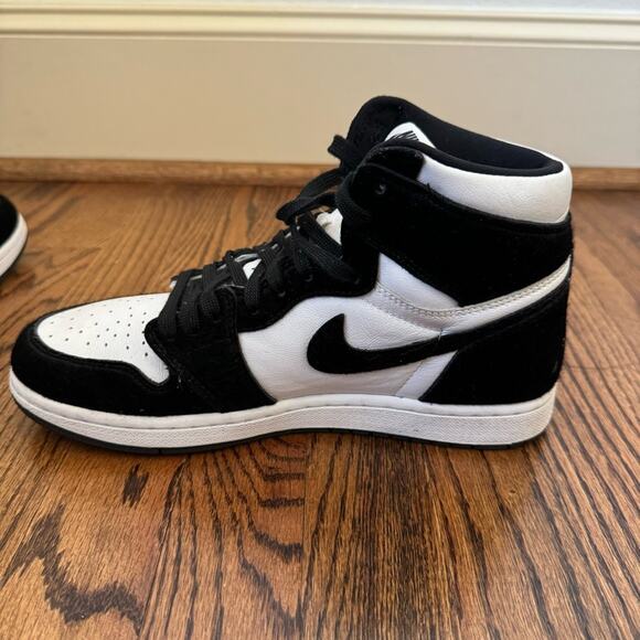 Nike Air Jordan 1 Dunk High Panda - Picture 9 of 10